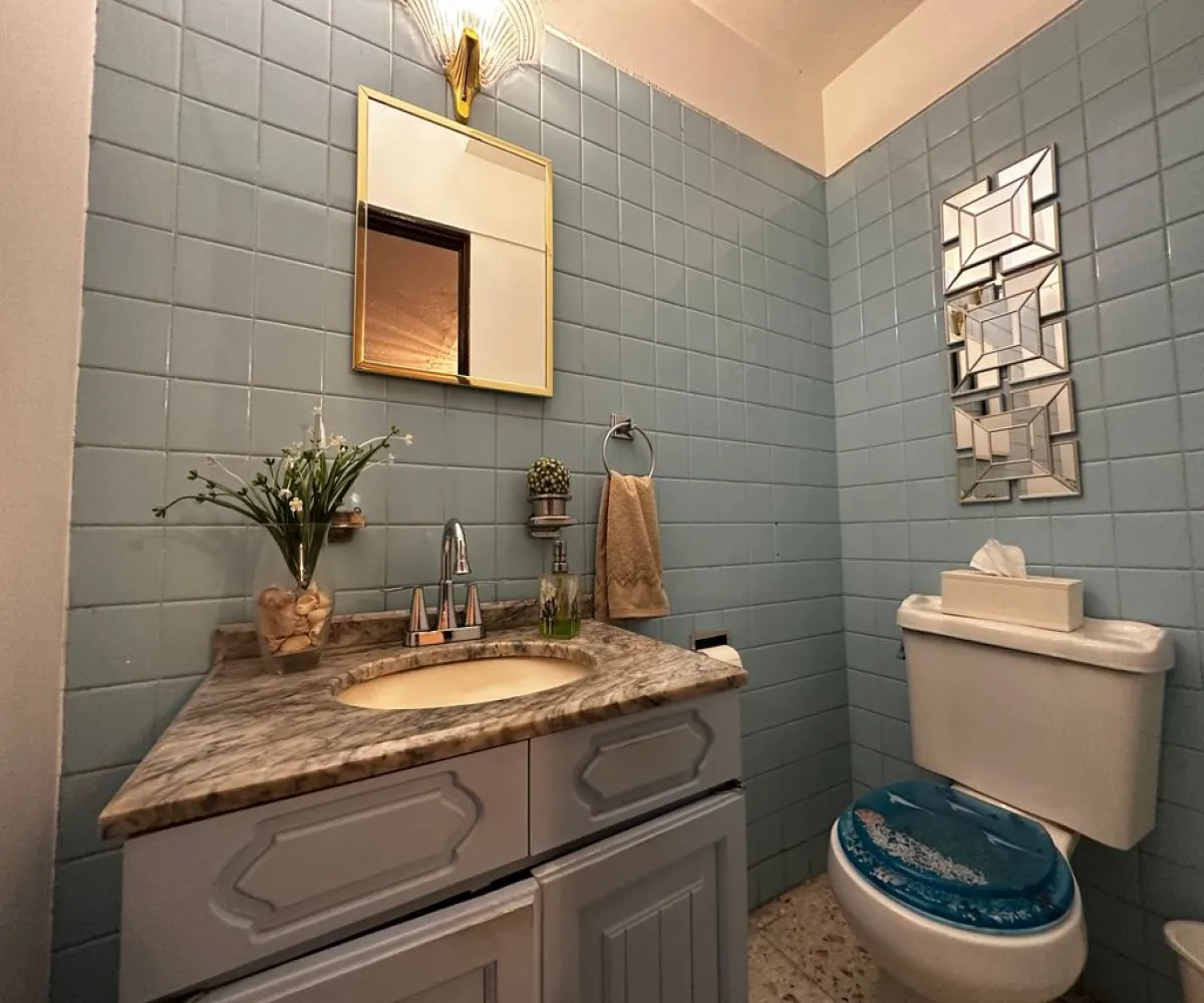 Casa En Venta,Jardines del Country,Circunvalación 1933, Guadalajara, Jalisco 44210, 4 Habitaciones,3 Baños,Circunvalación ,1,pIhwuJg