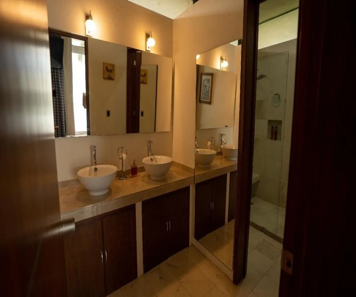 Casa En Venta,Chantepec (El Chante),Morelos 250, Jocotepec, Jalisco 45825, 4 Habitaciones,6 Baños,Morelos ,2,pvmsQOq