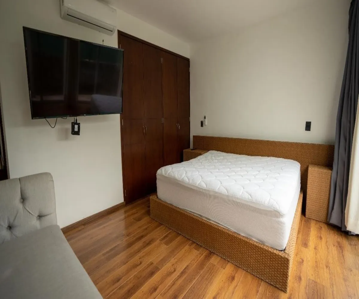 Casa En Venta,Chantepec (El Chante),Morelos 250, Jocotepec, Jalisco 45825, 4 Habitaciones,6 Baños,Morelos ,2,pvmsQOq