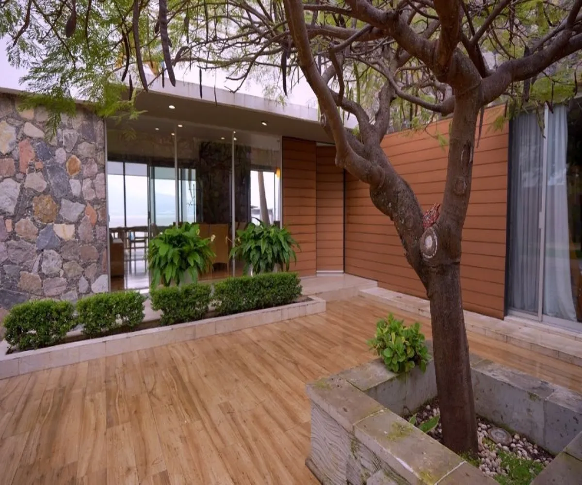 Casa En Venta,Chantepec (El Chante),Morelos 250, Jocotepec, Jalisco 45825, 4 Habitaciones,6 Baños,Morelos ,2,pvmsQOq