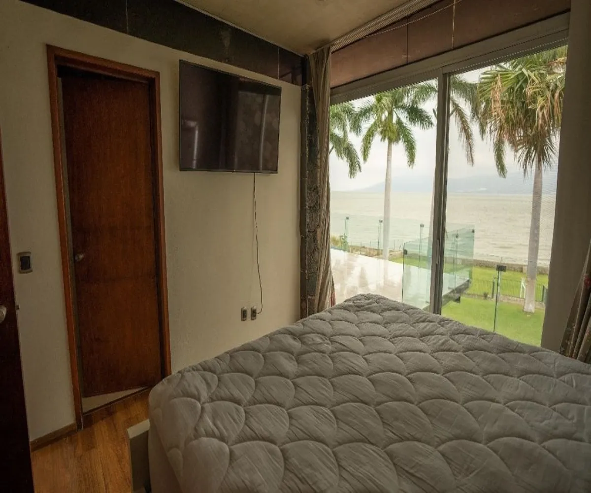 Casa En Venta,Chantepec (El Chante),Morelos 250, Jocotepec, Jalisco 45825, 4 Habitaciones,6 Baños,Morelos ,2,pvmsQOq