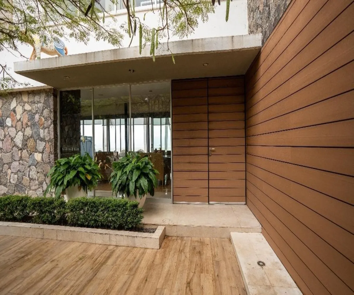 Casa En Venta,Chantepec (El Chante),Morelos 250, Jocotepec, Jalisco 45825, 4 Habitaciones,6 Baños,Morelos ,2,pvmsQOq