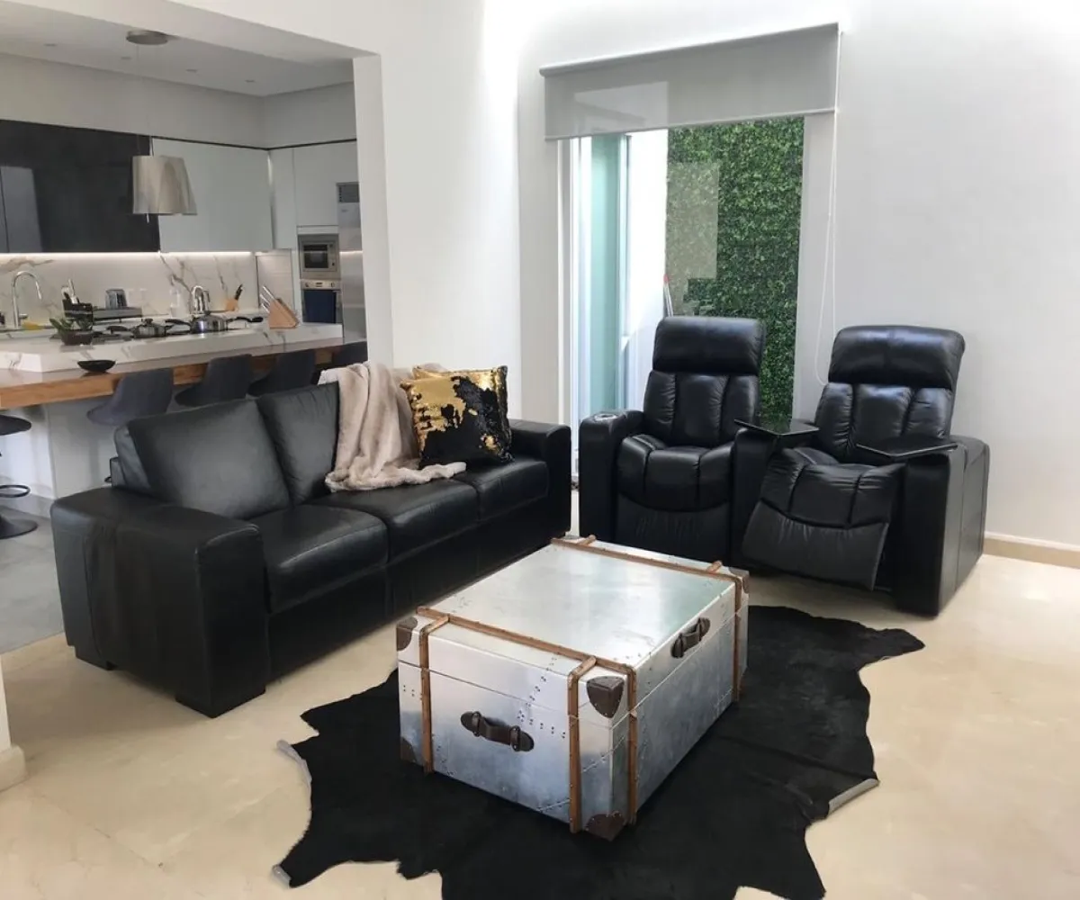 Casa En Venta,Virreyes Residencial,Paseo de los Virreyes 971, Zapopan, Jalisco 45110, 3 Habitaciones,5 Baños,Paseo de los Virreyes,2,p3077GR