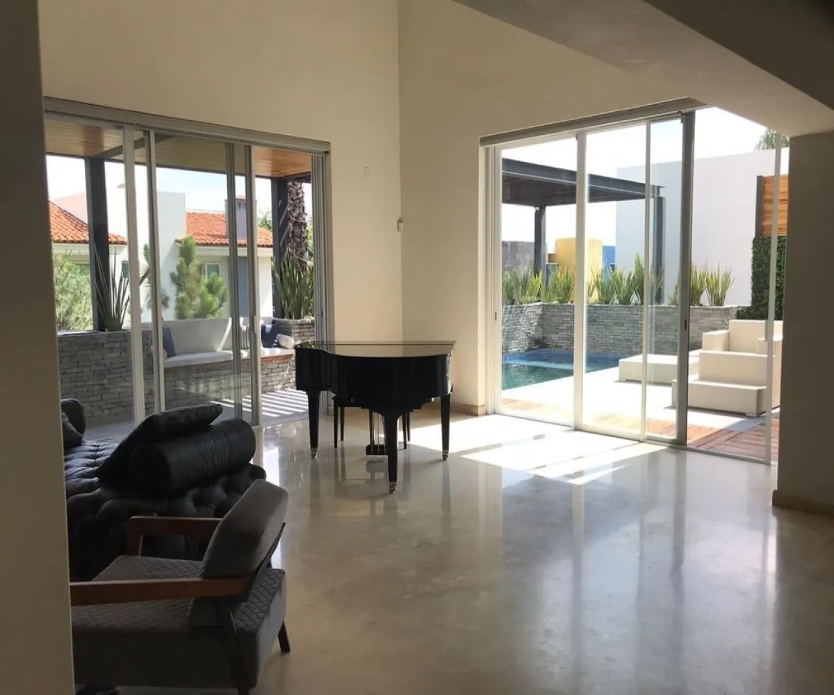 Casa En Venta,Virreyes Residencial,Paseo de los Virreyes 971, Zapopan, Jalisco 45110, 3 Habitaciones,5 Baños,Paseo de los Virreyes,2,p3077GR