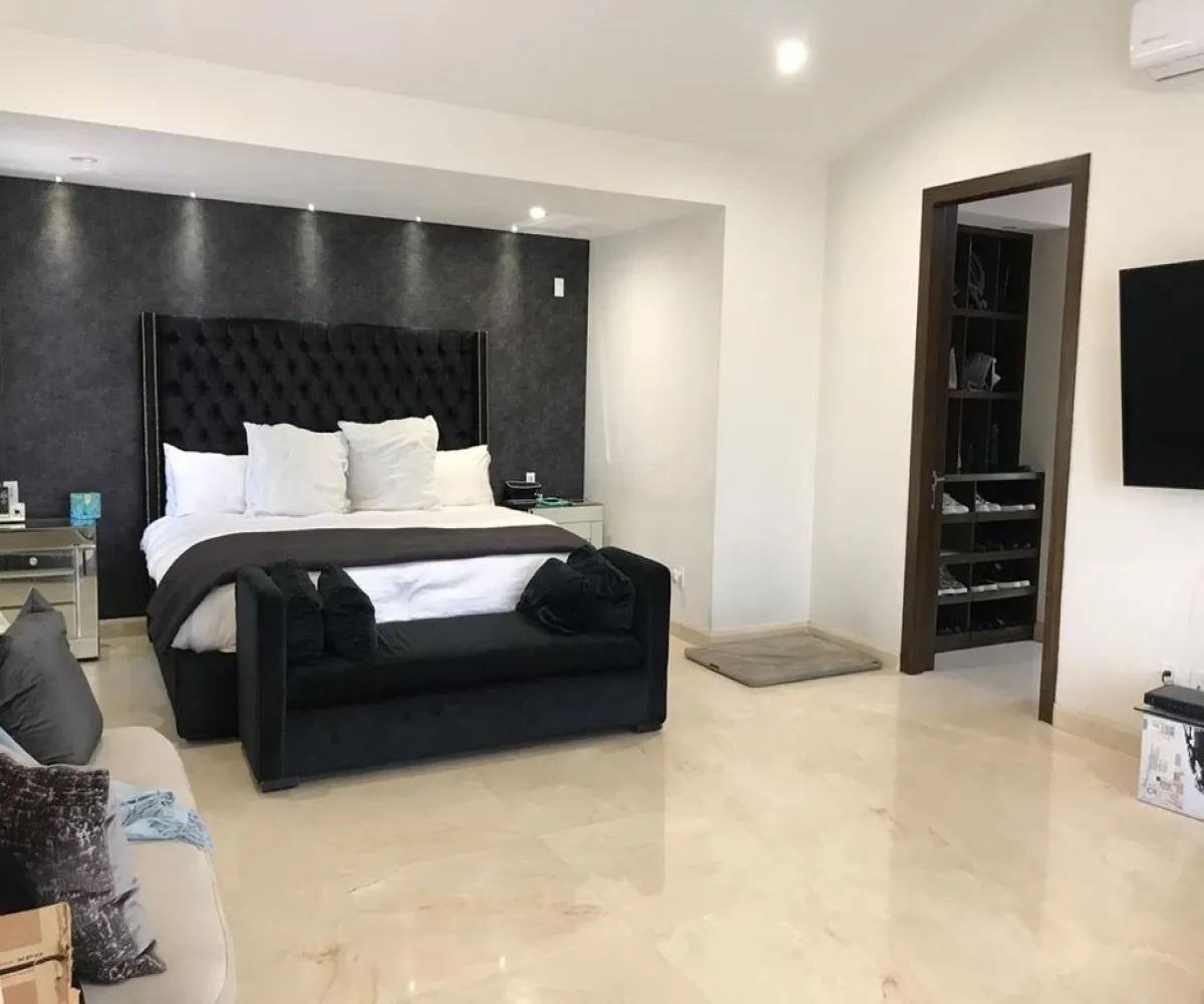 Casa En Venta,Virreyes Residencial,Paseo de los Virreyes 971, Zapopan, Jalisco 45110, 3 Habitaciones,5 Baños,Paseo de los Virreyes,2,p3077GR