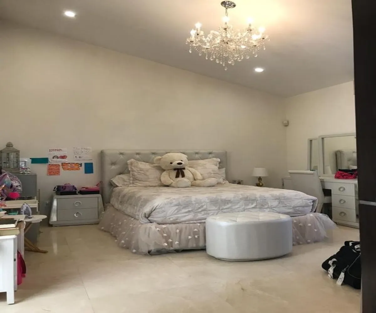 Casa En Venta,Virreyes Residencial,Paseo de los Virreyes 971, Zapopan, Jalisco 45110, 3 Habitaciones,5 Baños,Paseo de los Virreyes,2,p3077GR