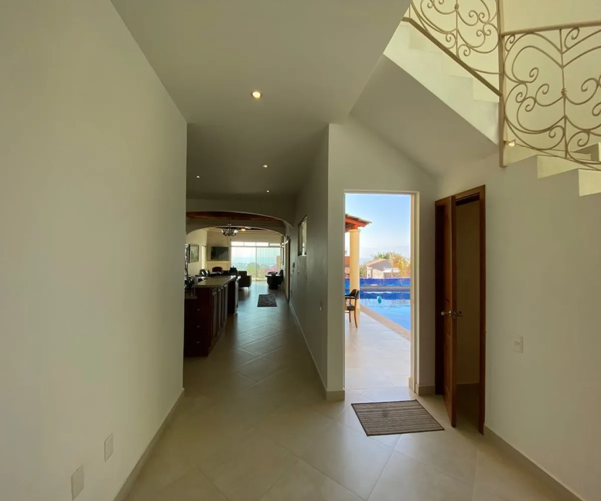 Casa En Venta,Ajijic Centro,Santa Mónica 5, Chapala, Jalisco 45920, 4 Habitaciones,4 Baños,Santa Mónica ,2,pTJnD95