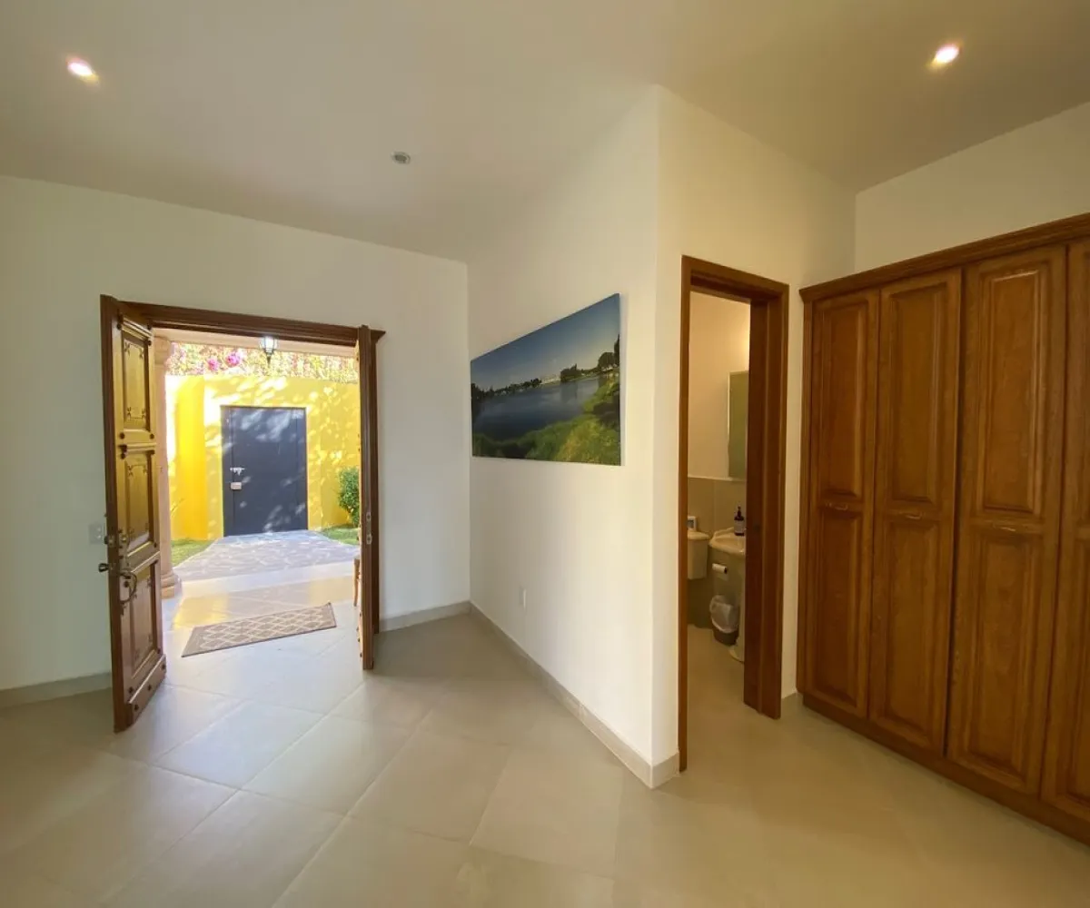 Casa En Venta,Ajijic Centro,Santa Mónica 5, Chapala, Jalisco 45920, 4 Habitaciones,4 Baños,Santa Mónica ,2,pTJnD95